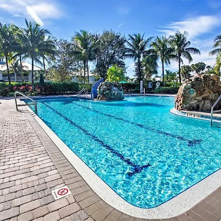 Naples Condo With Golf View And Resort-Style Amenities